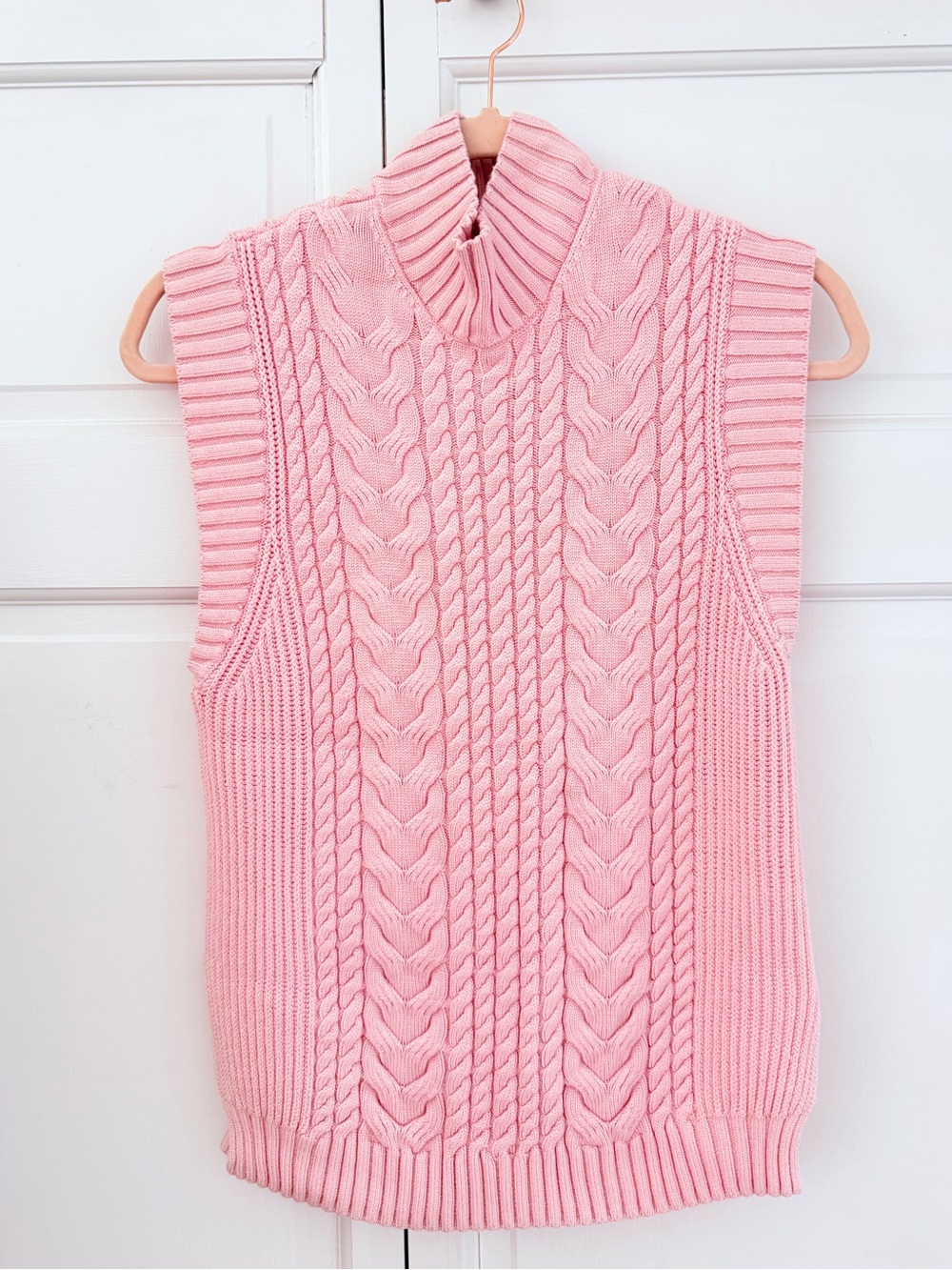 & Other Stories Light Pink Cable-Knit Turtleneck Vest